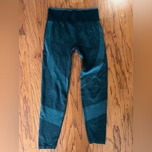 Victoria's Secret dark green seamless leggings